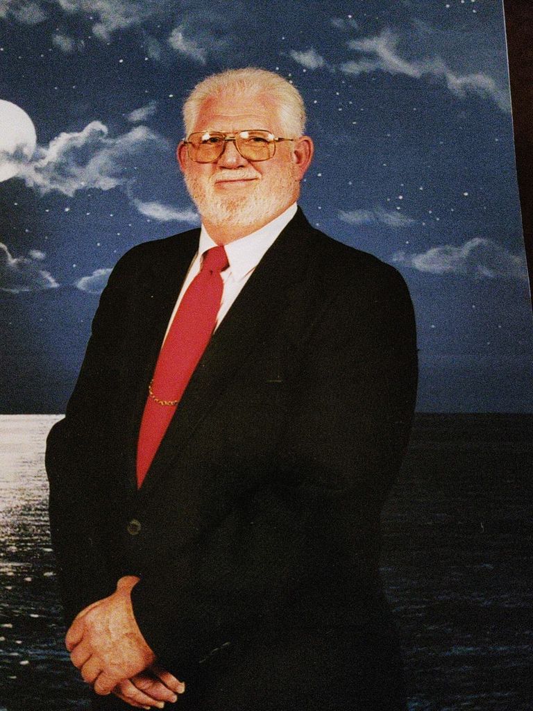 Robert Lawrence Fisher Profile Photo