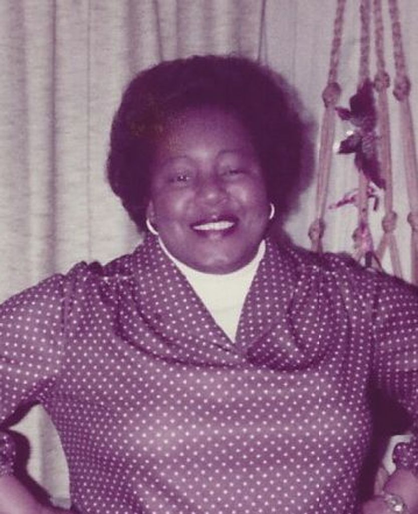 Ella Blanch (Dilworth)  Plair