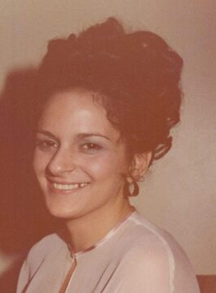 Julie Bobb