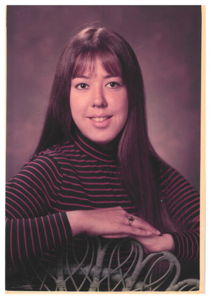 Julie Urrea Profile Photo