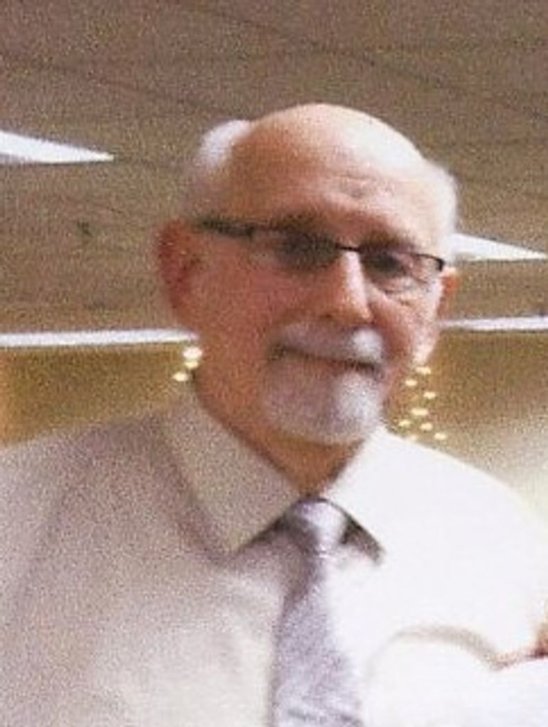 Tom Monroe Profile Photo