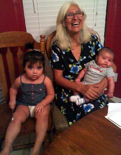 Yolanda C. Gonzalez photo gallery thumbnail 187 of 357