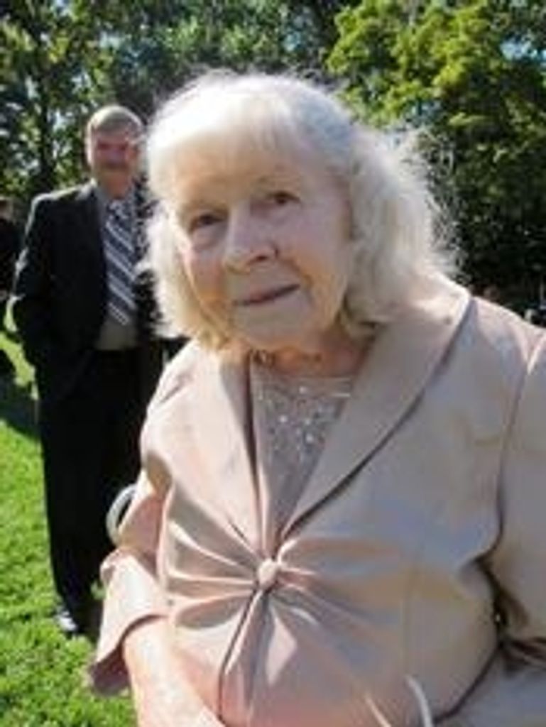 Frances Daulton Profile Photo