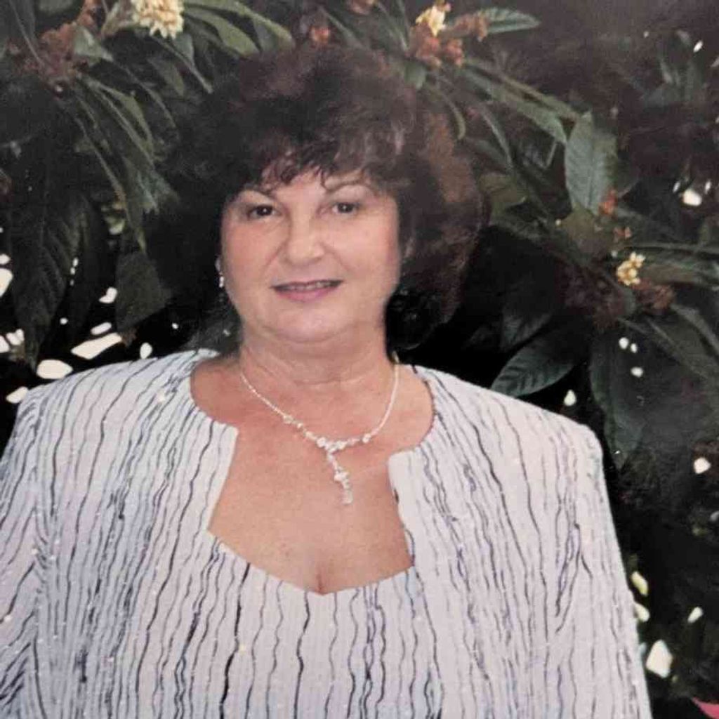 Helen Keevert Crall Profile Photo