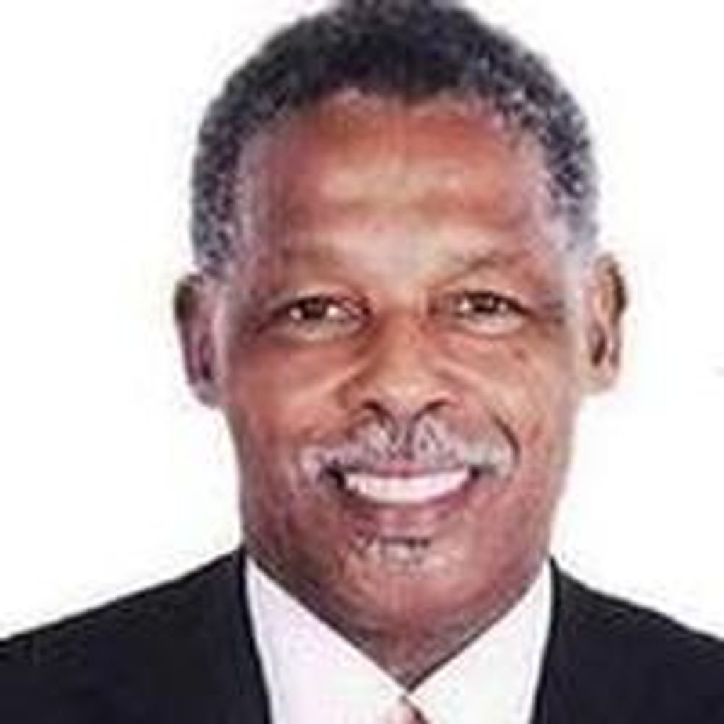 Rev. Dr. Robert Hayes