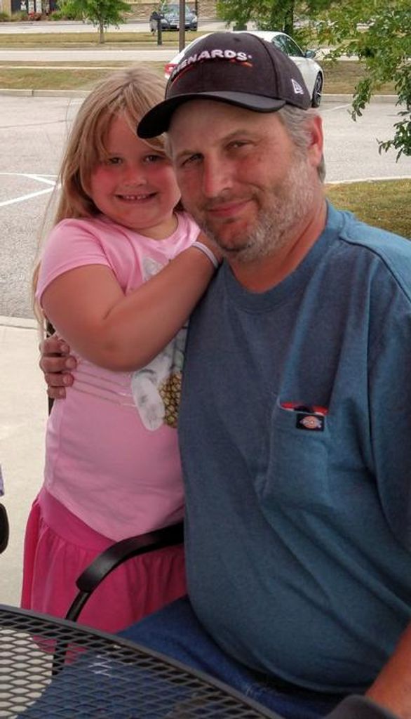 Sean Eugene Truett Profile Photo
