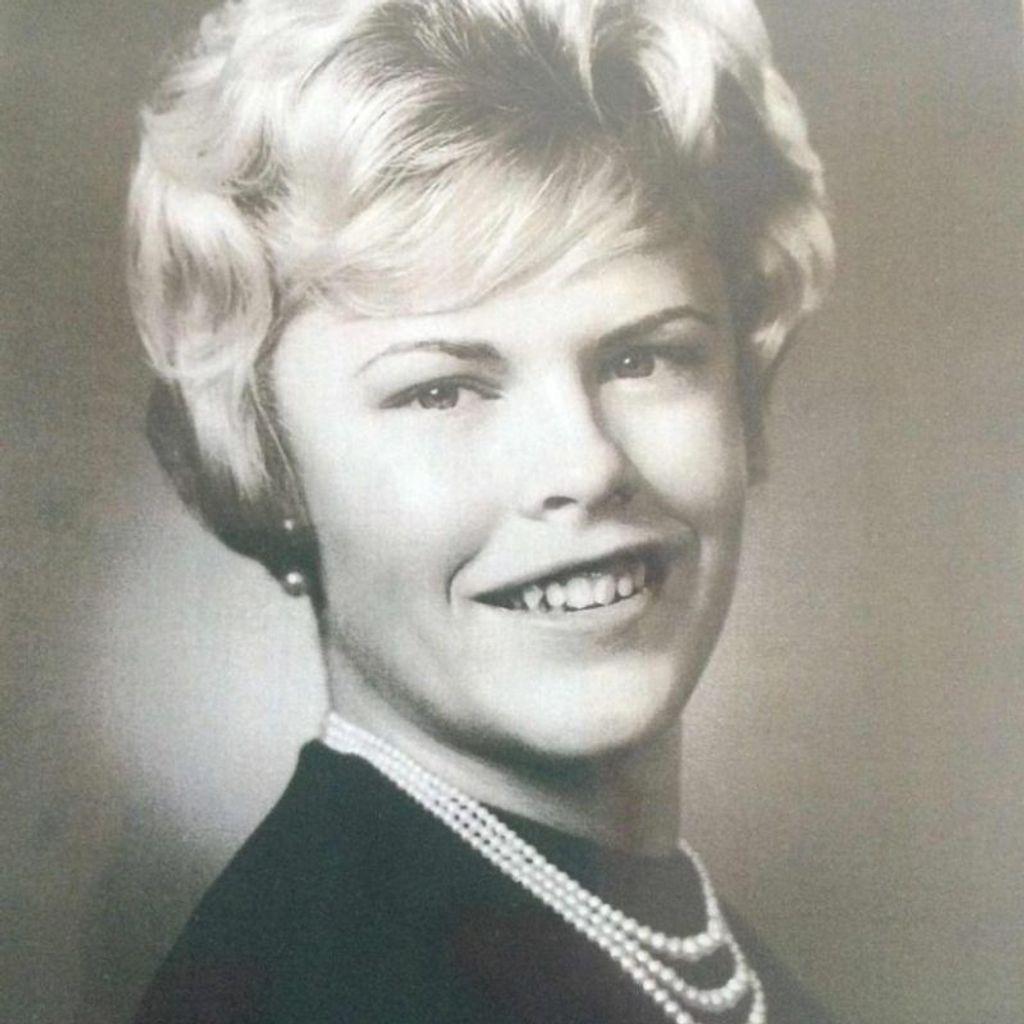 Calliene  McPhie Curzon