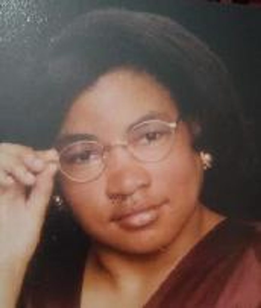 Jolanda M. Molina
