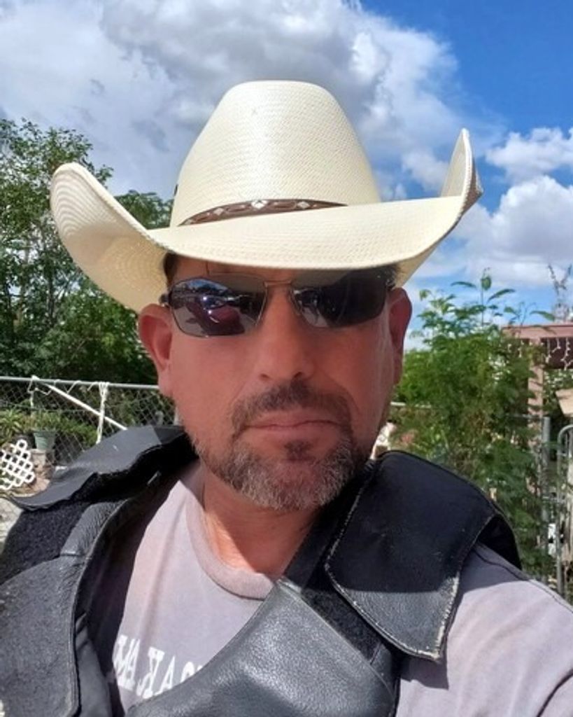 Luis Eduardo Garcia