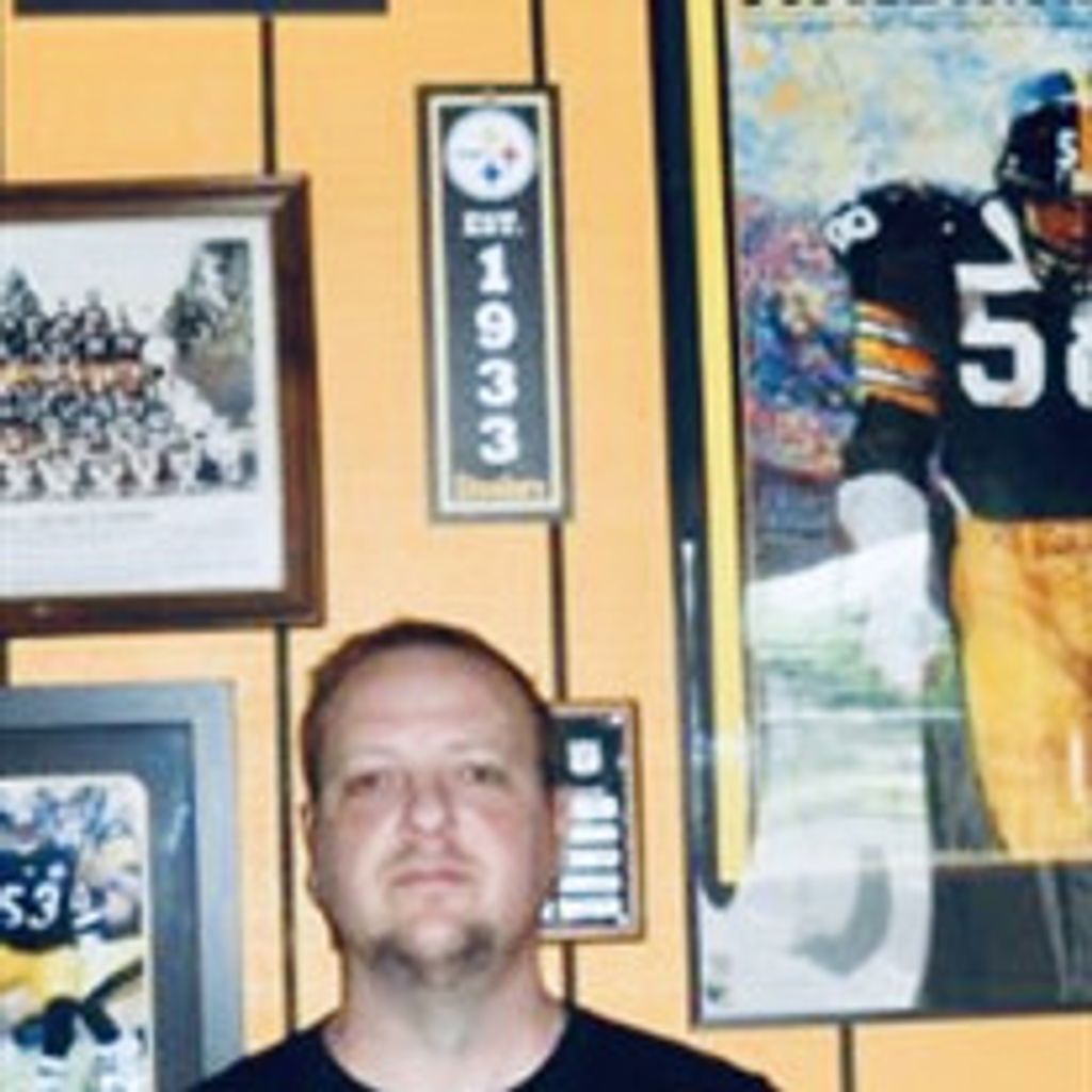 Sean L. McKown