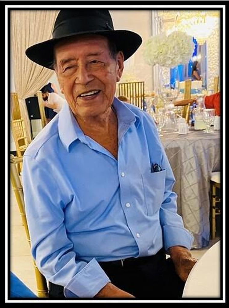 Mauro Castillo Profile Photo