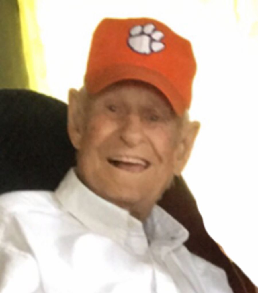 Mac Arthur Lewis Profile Photo