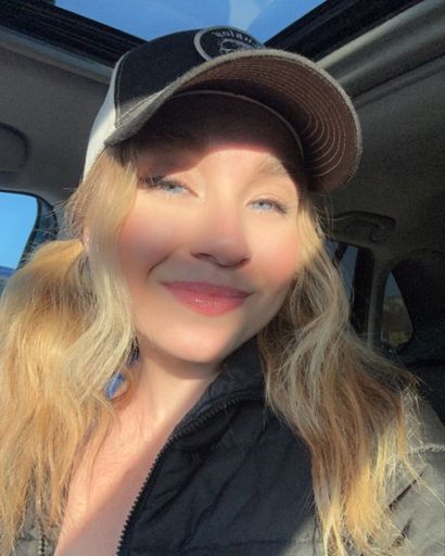 Taylor Elizabeth Gladwell222's obituary image