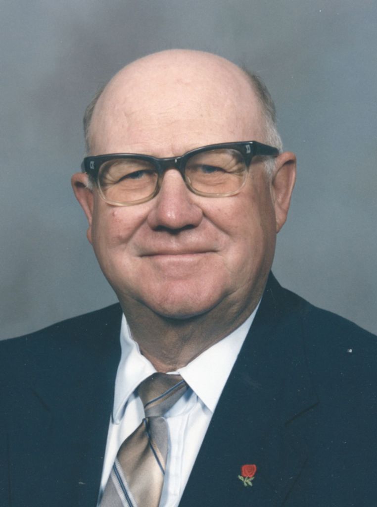 Nelson Fred "Shorty" Sewing