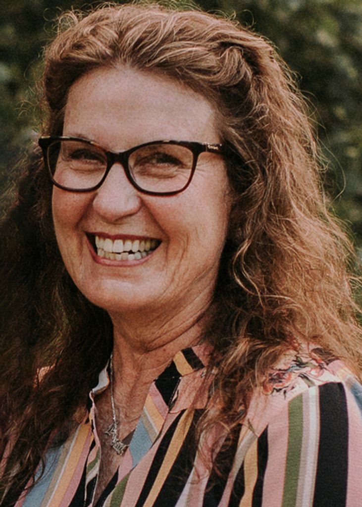 Ann V Helling Profile Photo