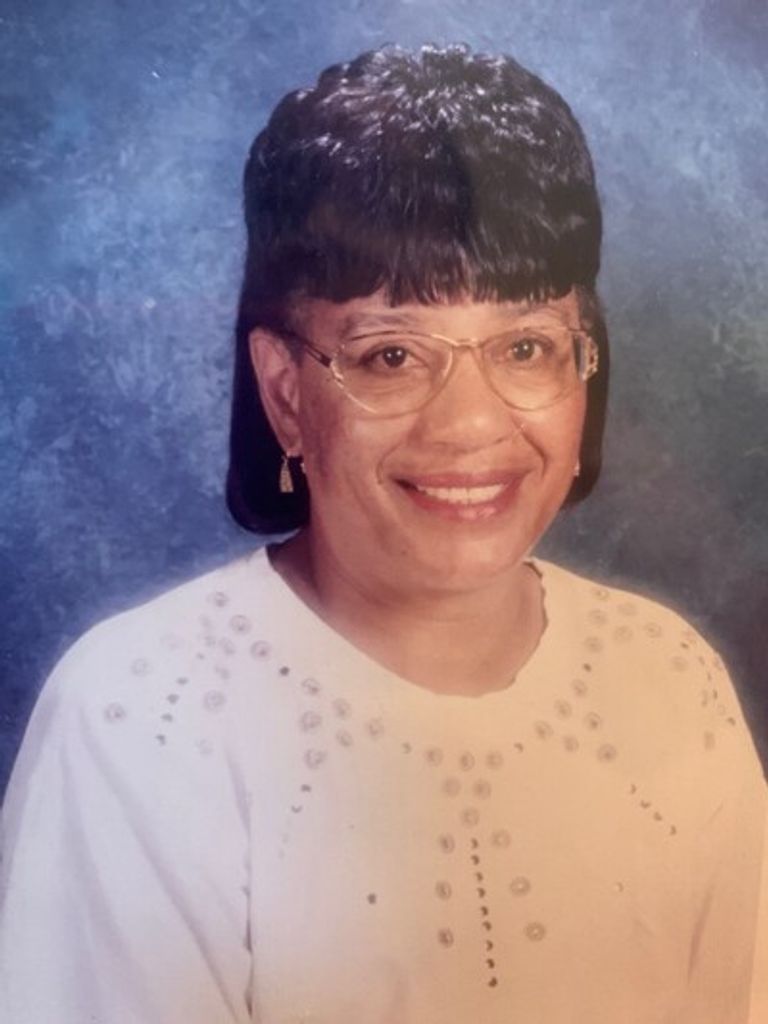Ms. Betty Lou Hearn