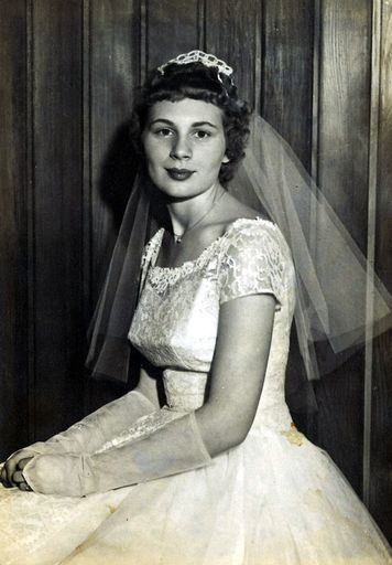 Judy Girand photo gallery thumbnail 15 of 67