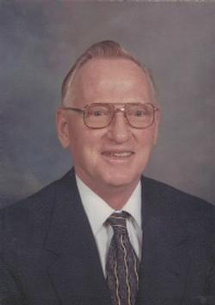 Robert W Fresen