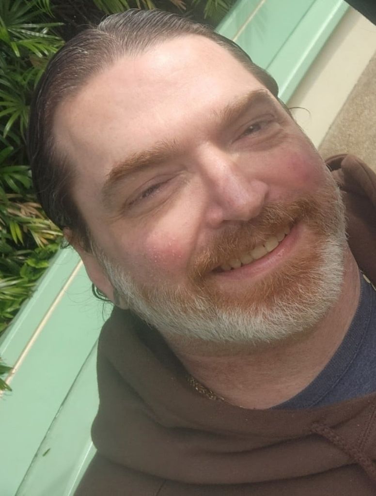 Michael Ray Carpenter Profile Photo