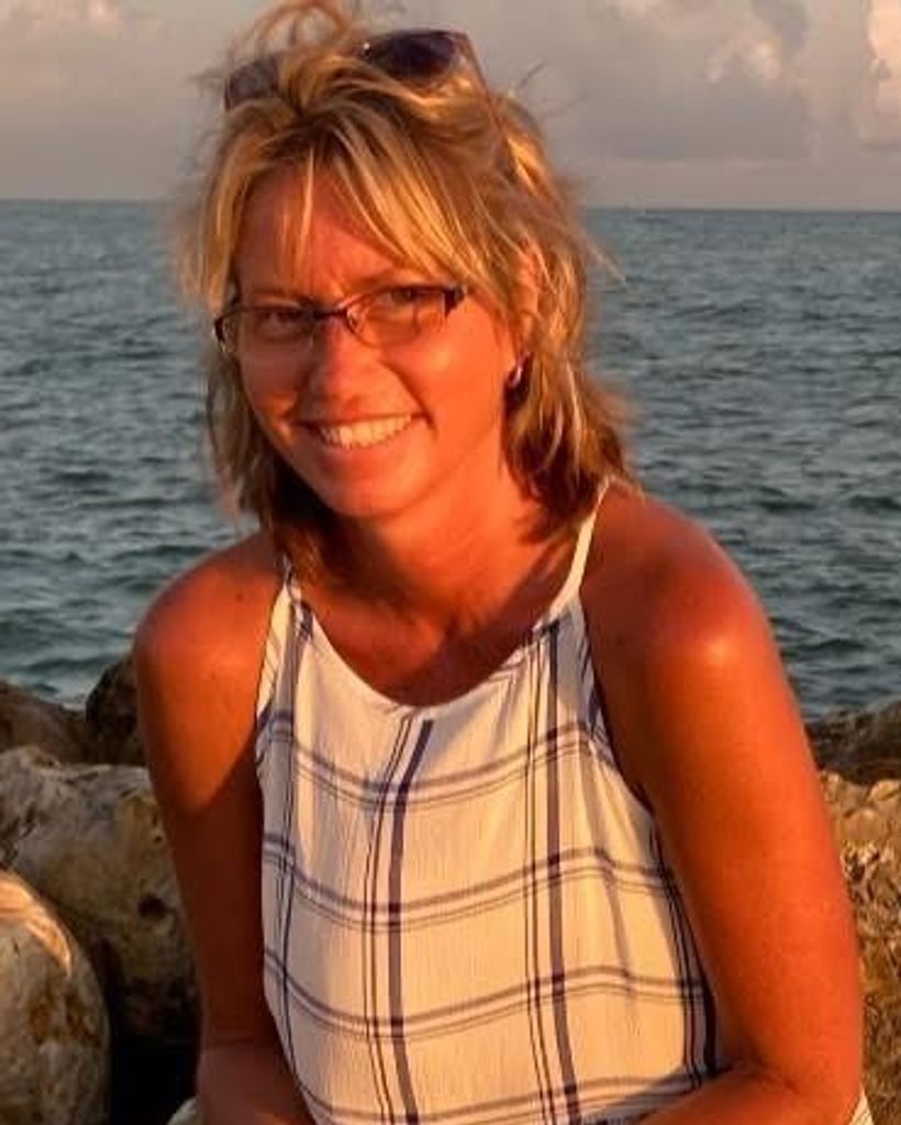 Annette Buchanan Profile Photo