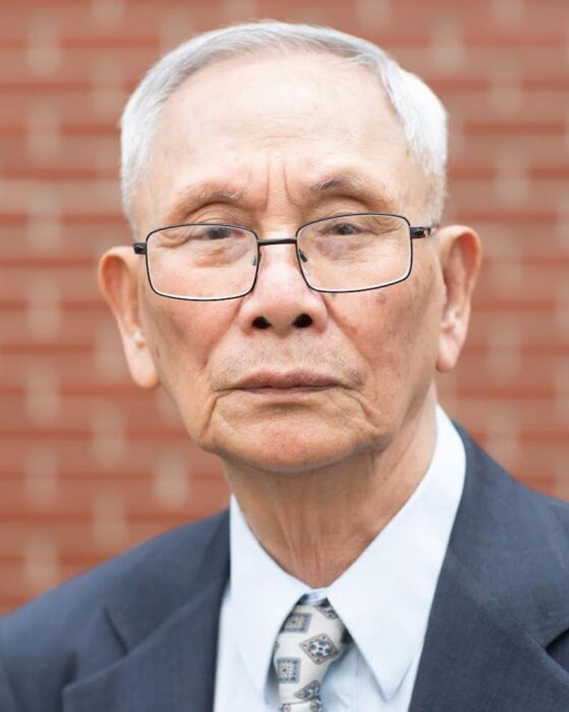 Khoi Van "John" Dinh Profile Photo