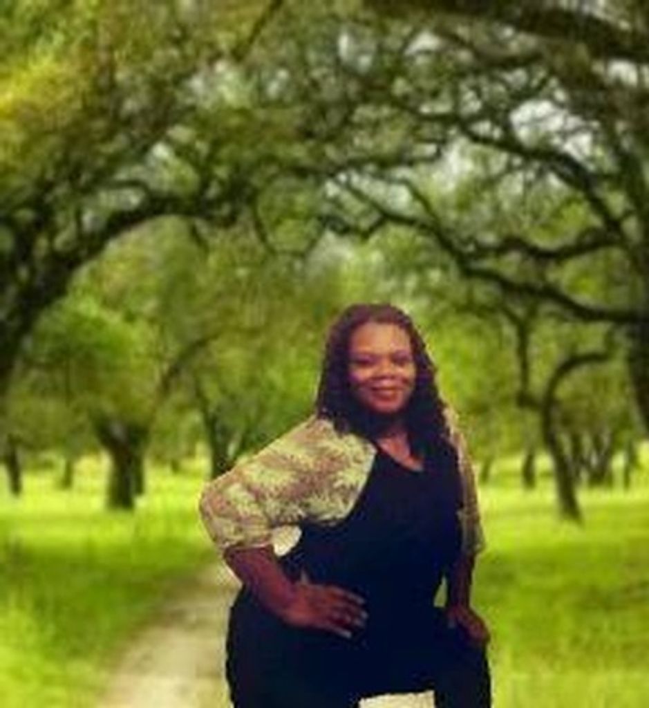 Cassandra Giles Profile Photo