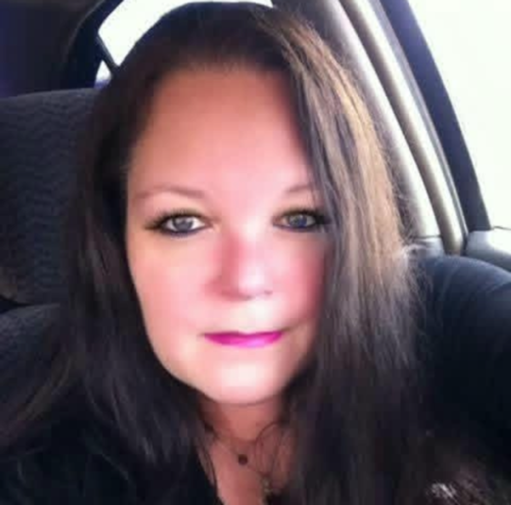 Lynn Marie Hettenhausen Profile Photo