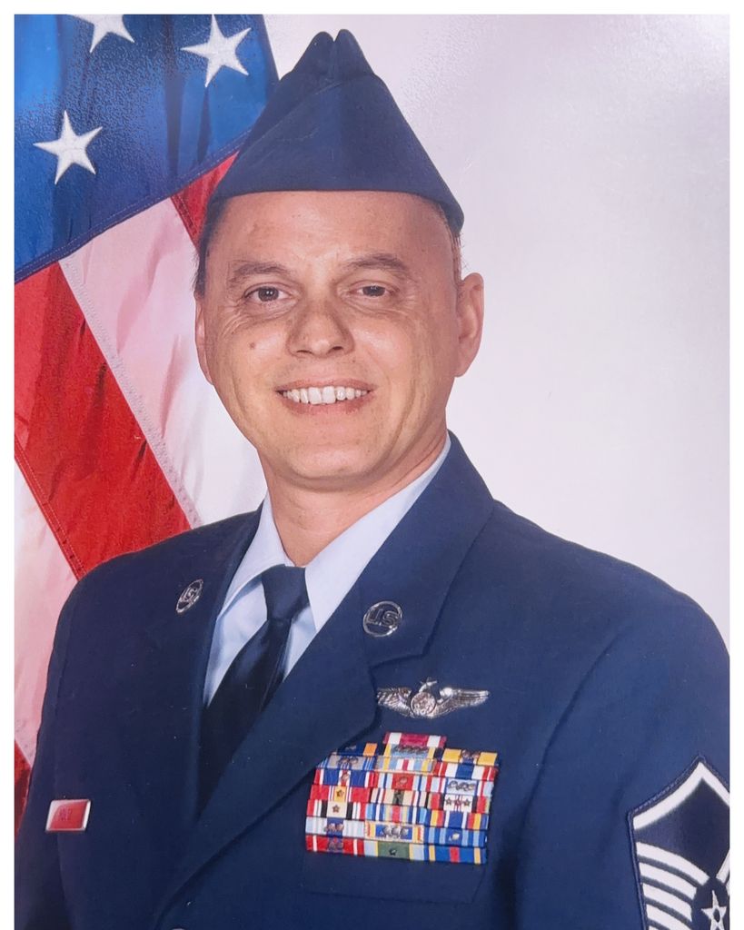 Daniel R. Holtz