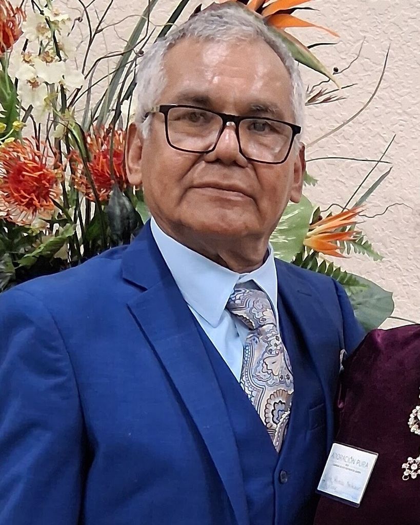 Lino Salazar Profile Photo