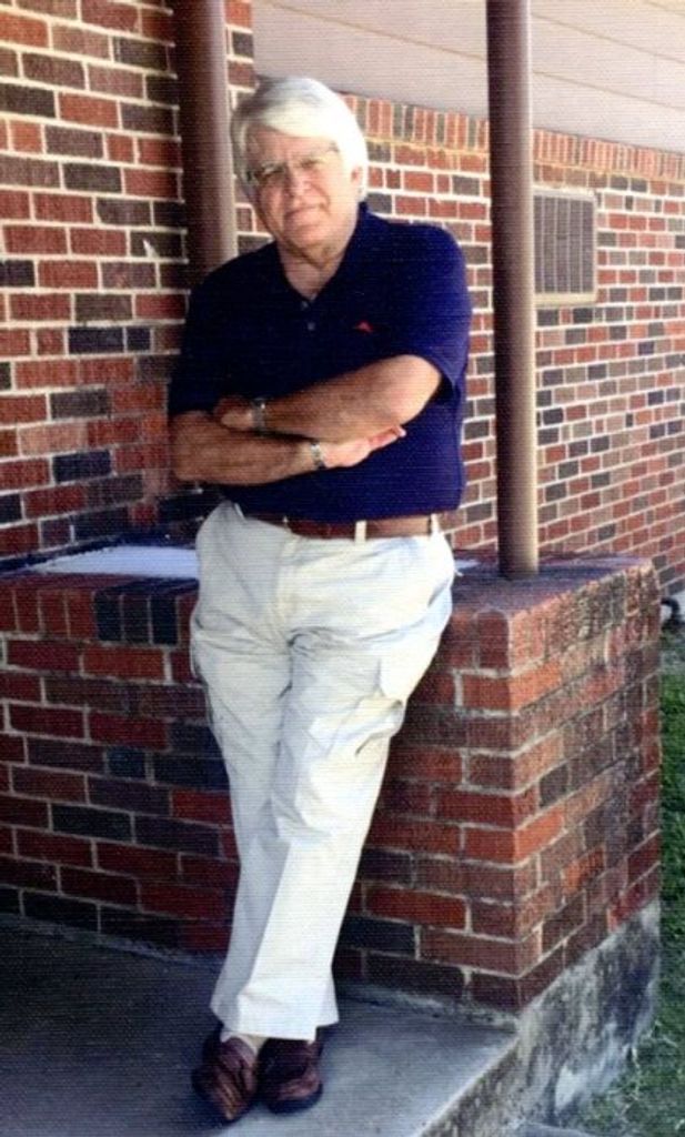 Timothy Thompson Profile Photo