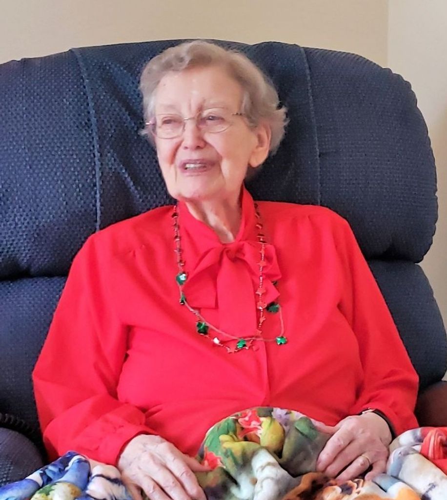 Julia Ragsdale  Hill Gunn