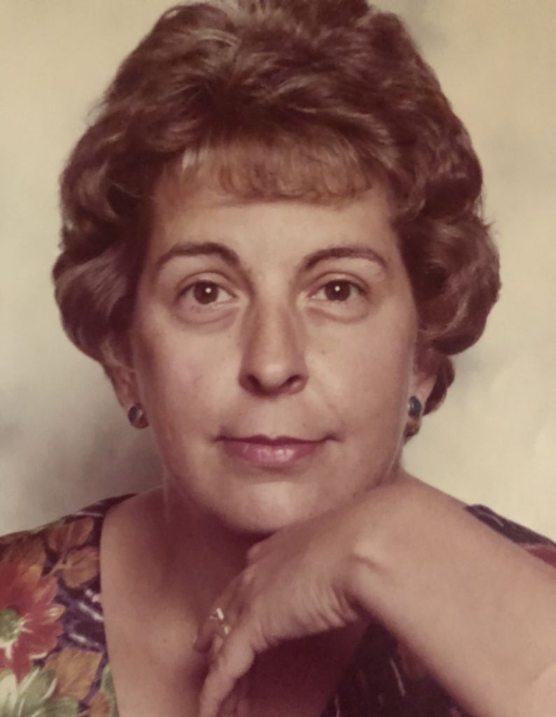Ann (Loralee) Dugnus