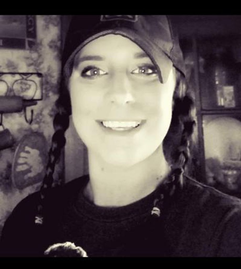 Amber Burgess Profile Photo