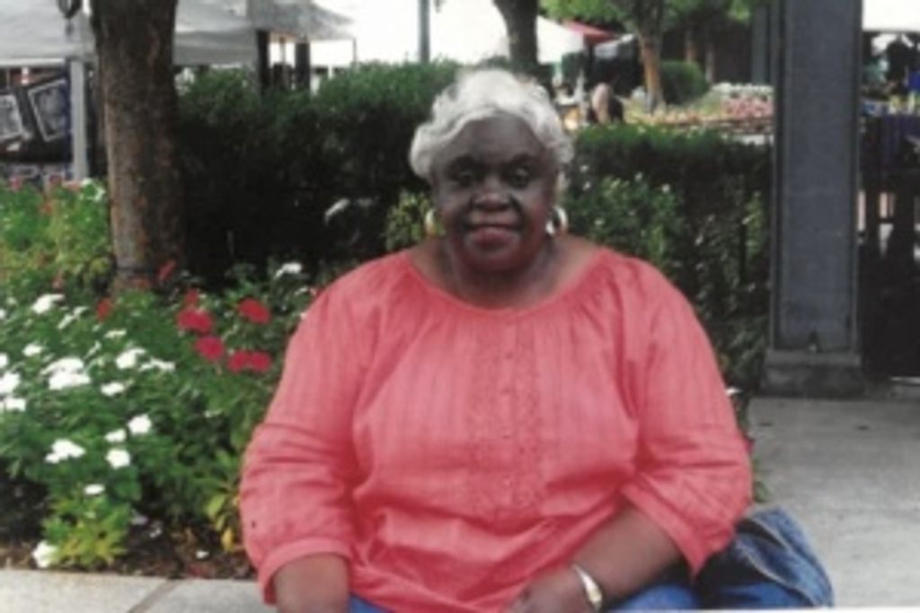 Mrs. Georgia Mae (Cook)  Thomas