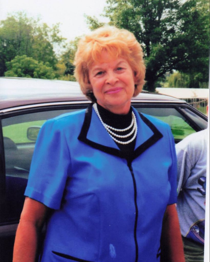 Mary Elizabeth Neumeister Profile Photo