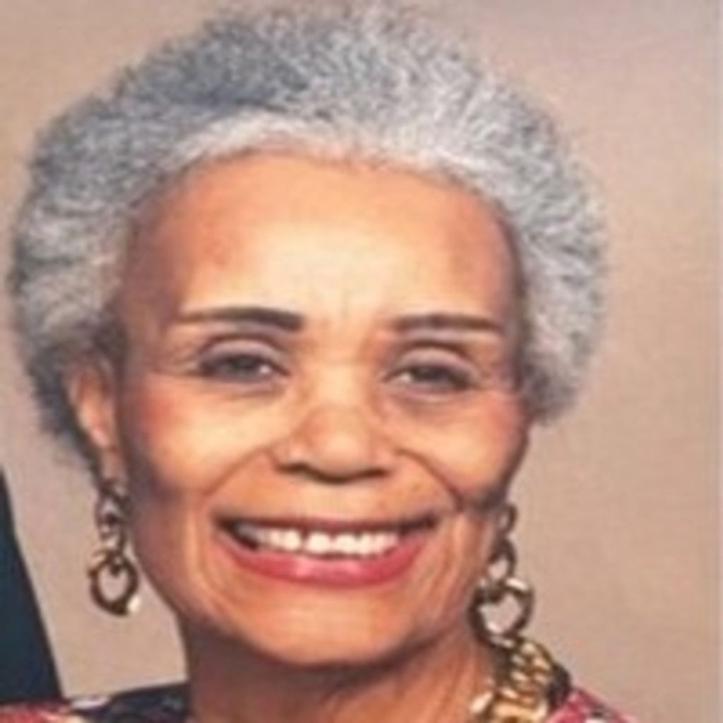 Maureen L Harris