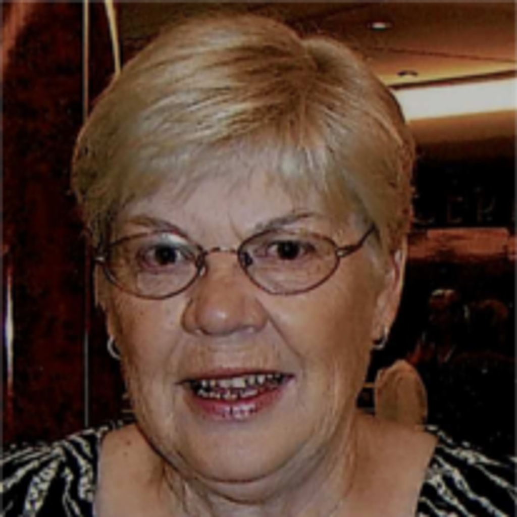 Elaine Grundhoefer Profile Photo