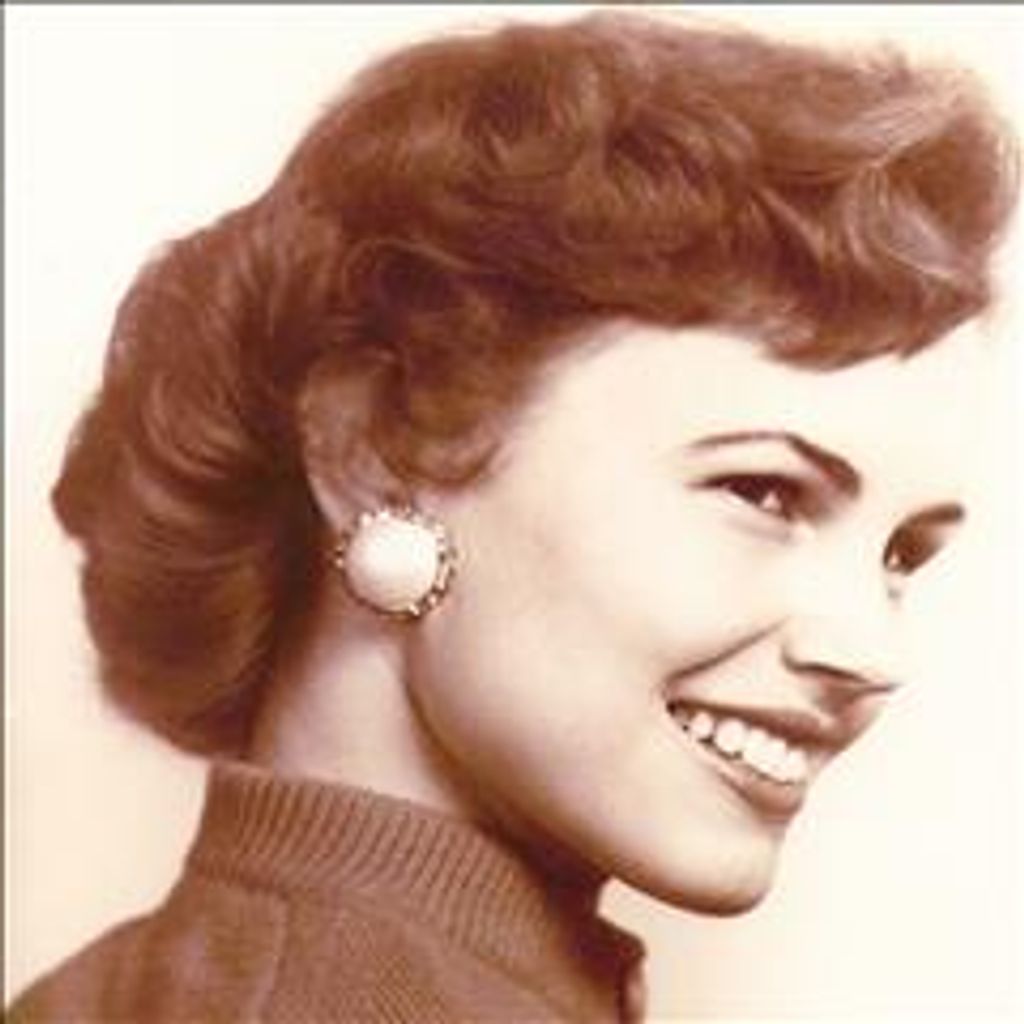 Helen Thoms Profile Photo