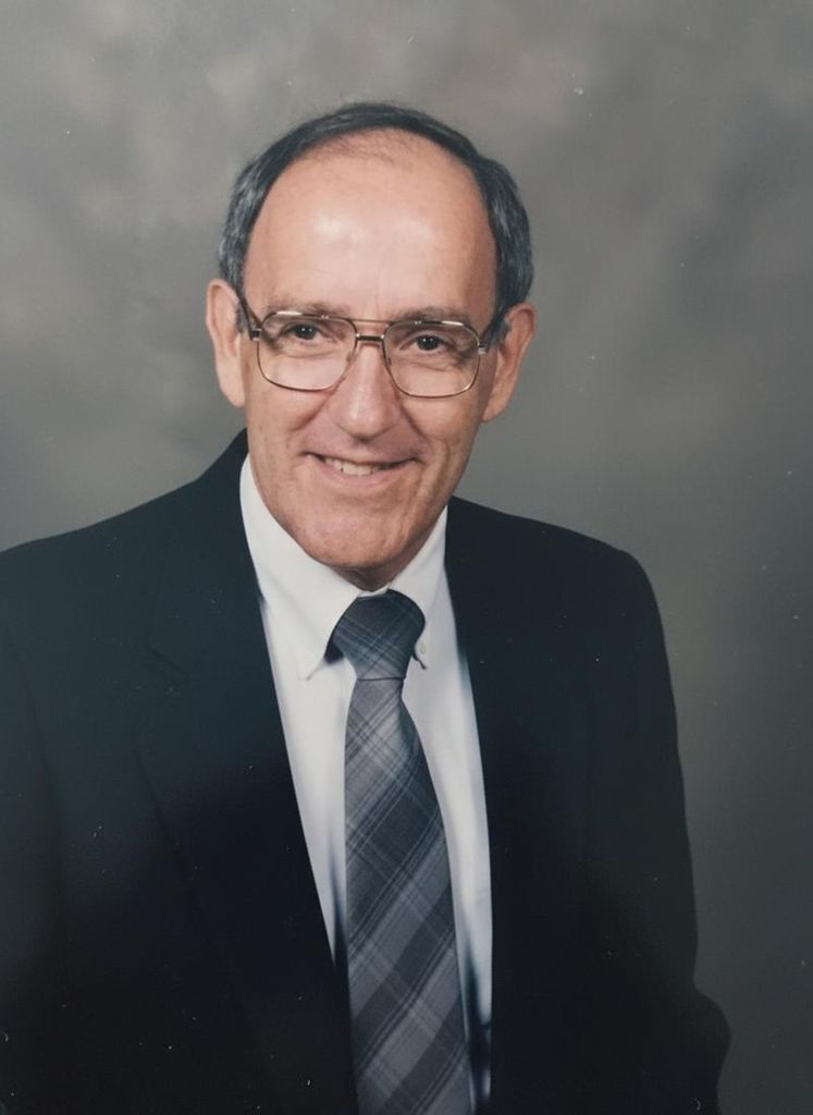 Hughie Franklin Robertshaw Profile Photo