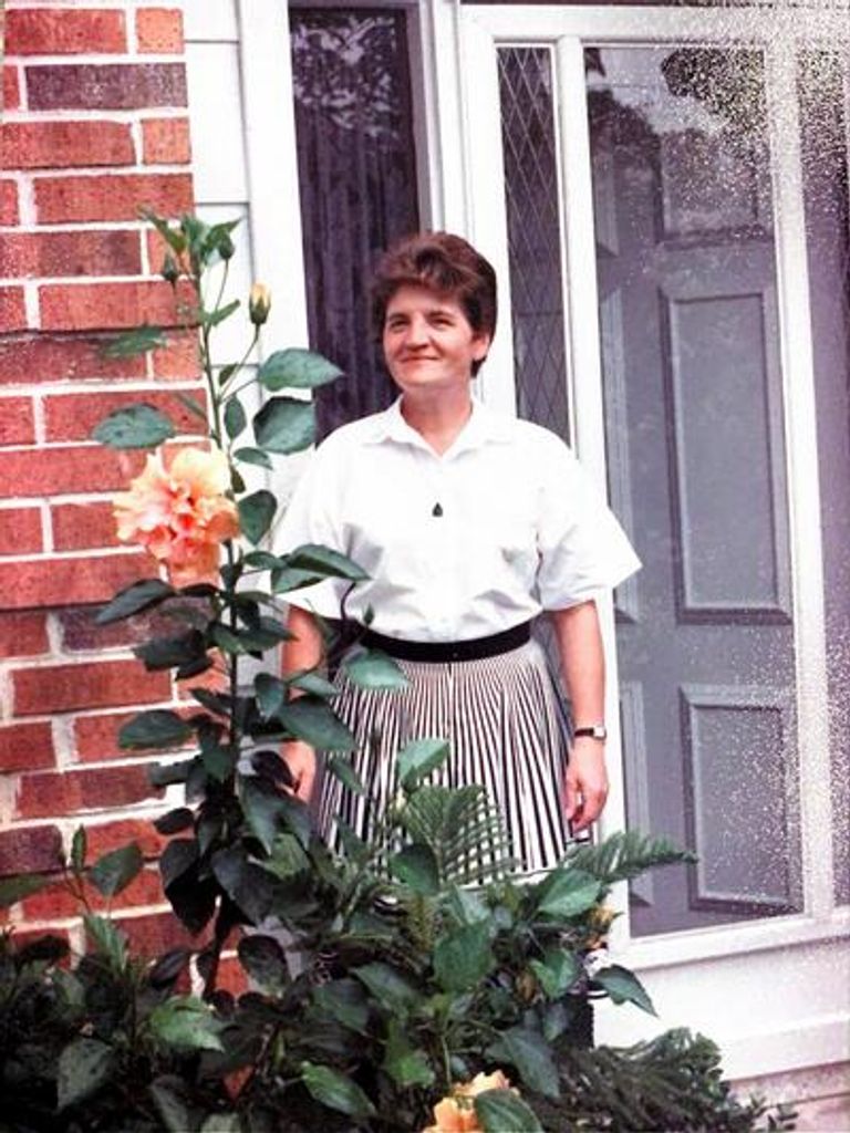 Helga Zehnpfund Grotewold