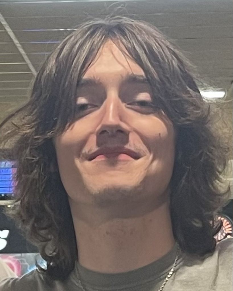 Adam Tomas Burnett Profile Photo