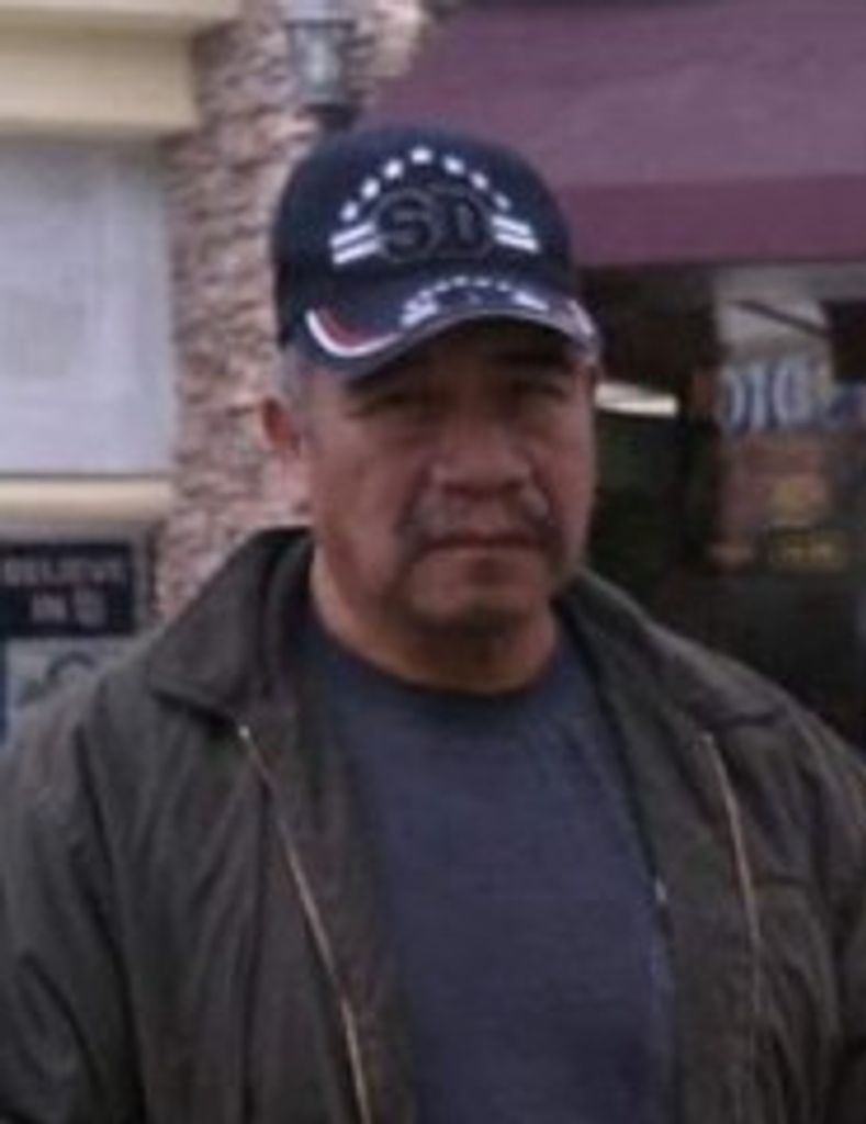 Hermilo Flores Profile Photo