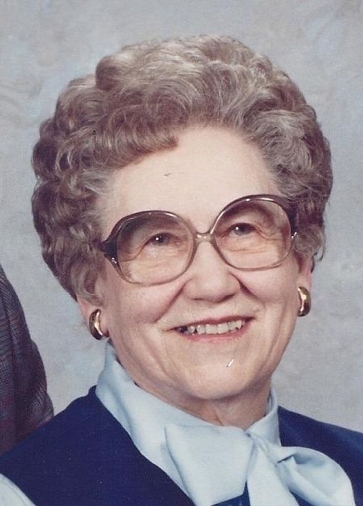Lillian Boelter
