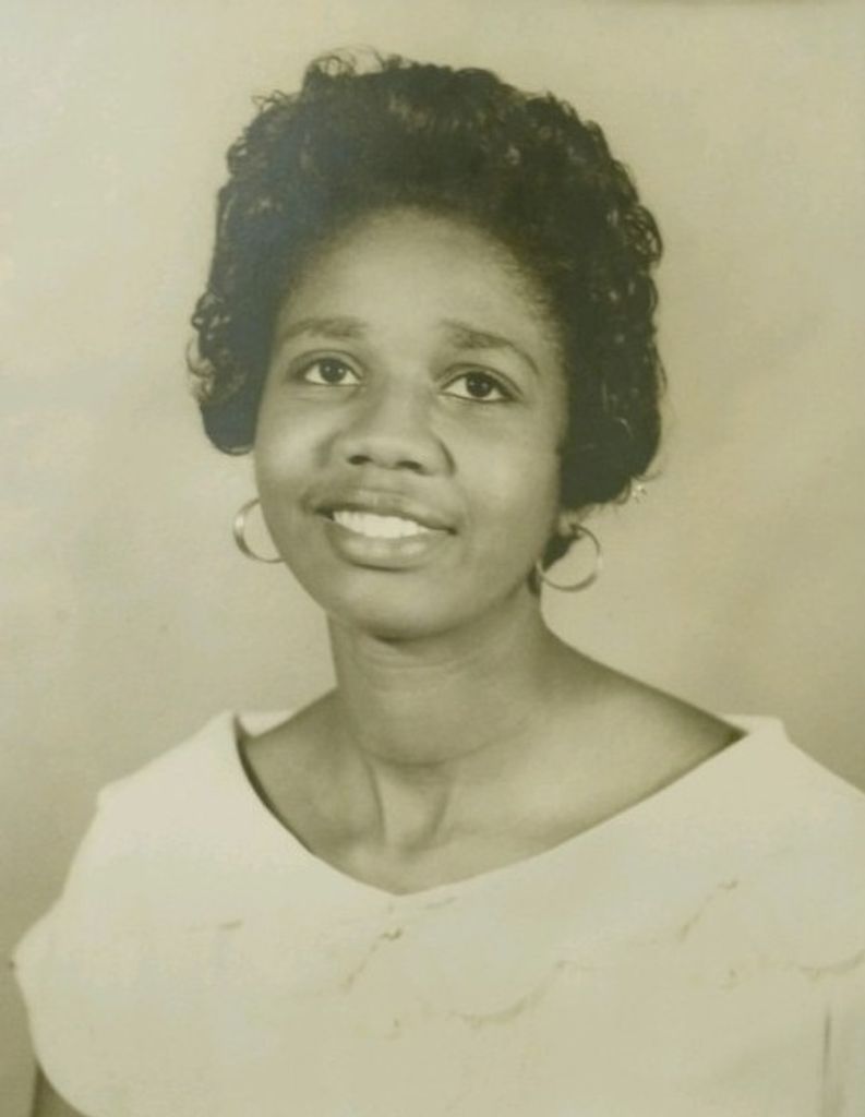 First Lady Doris L. Lynn