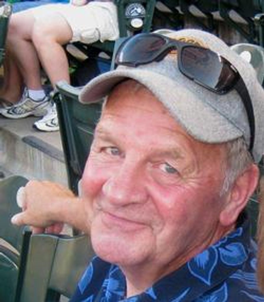 Daniel Hogart Profile Photo