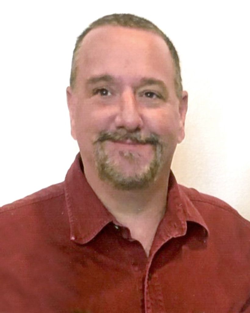 Travis Dee Bowen Profile Photo