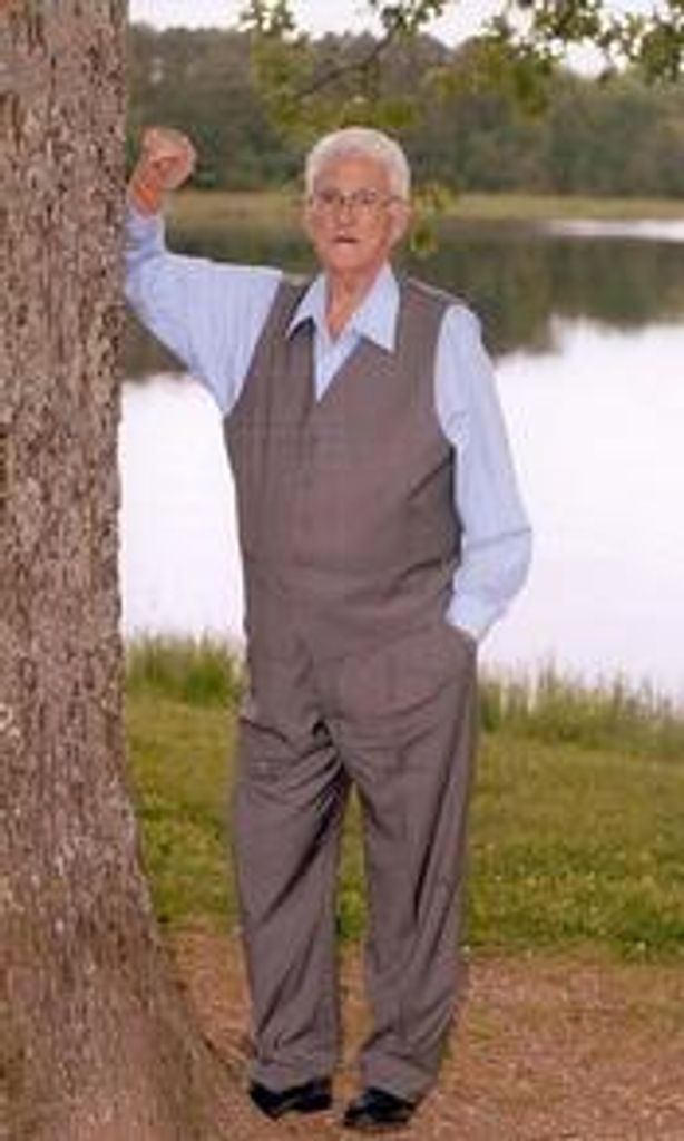 Nelson "Lynnie" Lynn Hays