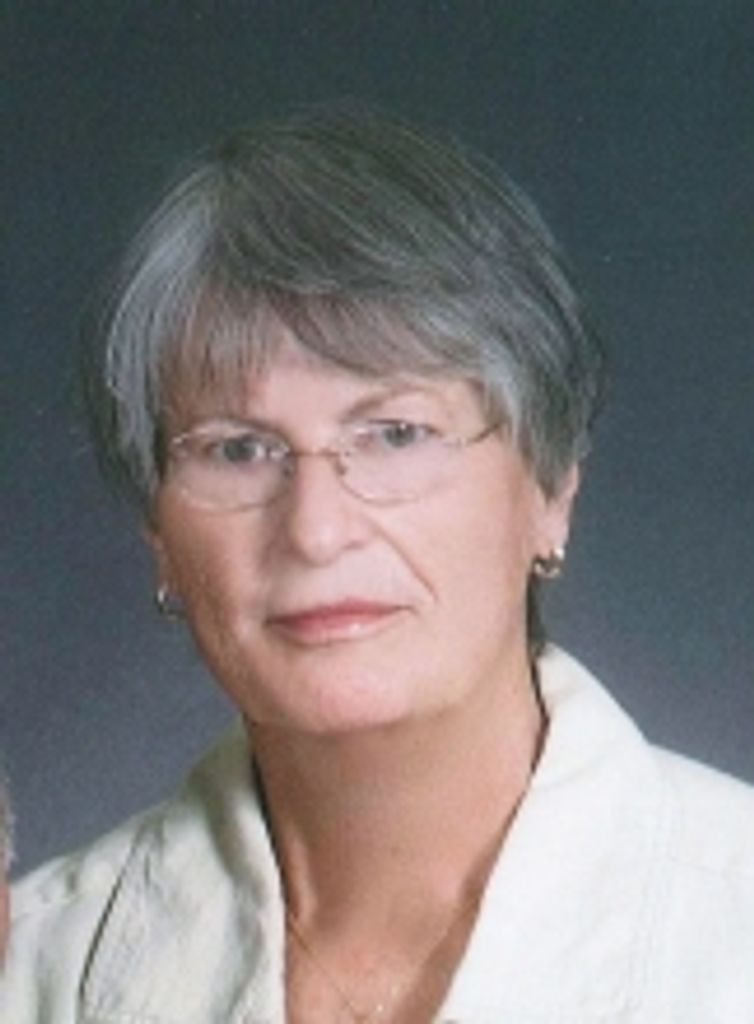Carol  Wells (Cooper)  Moullet