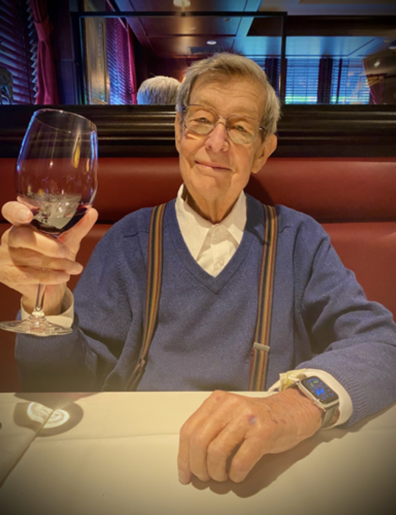 W. Dale Holzworth Profile Photo