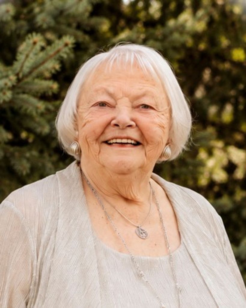 Faye Schelk Profile Photo